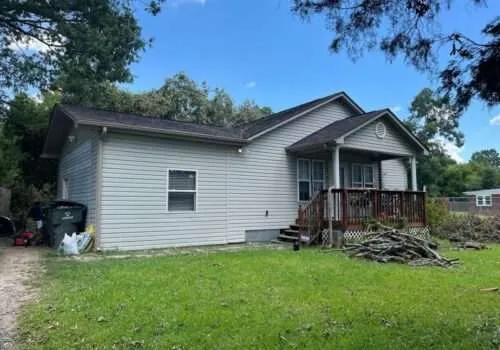 tree-damage-roof-insurance-tree-damage-to-roof-tree-falling-on-house-tree-falls-on-house-tree-roof-damage-roof-damage-from-tree-5-500x350