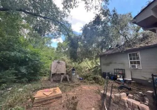 tree-falls-on-house-tree-roof-damage-roof-damage-from-tree-tree-damage-roof-insurance-tree-damage-to-roof-tree-falling-on-house-3-500x350