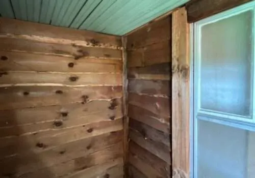 tub-overflows-water-damage-cleanup-near-me-water-damage-companies-near-me-water-damage-repair-near-me-water-damage-restoration-overflowing-bathtub-12-500x350