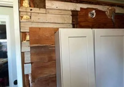 water-damage-restoration-overflowing-bathtub-tub-overflows-water-damage-cleanup-near-me-water-damage-companies-near-me-water-damage-repair-near-me-7-500x350